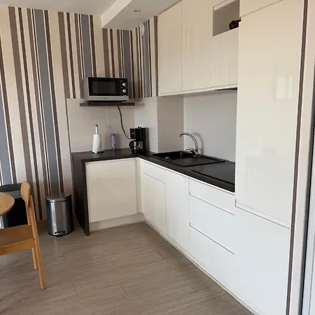 Avec Balcon Vue Sainte-Maxime