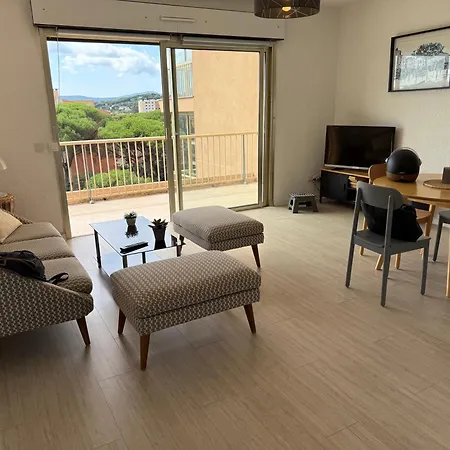 Avec Balcon Vue 圣马克西姆