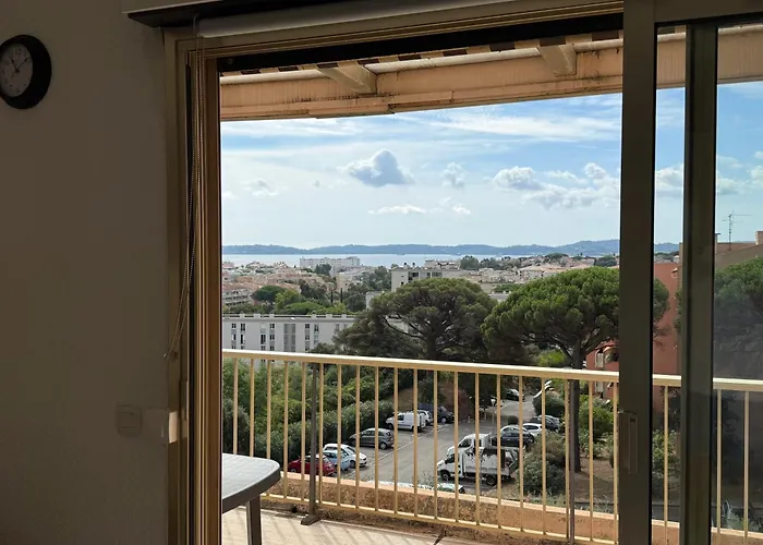 Avec Balcon Vue * 圣马克西姆