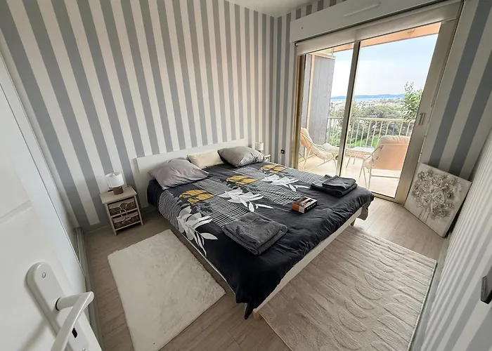 Bed & Breakfast Avec Balcon Vue